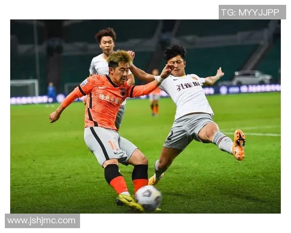 深圳足球队防反战术革新探索与实践的深度分析与未来展望 深圳足球队防反战术革新探索与实践的深度分析与未来展望