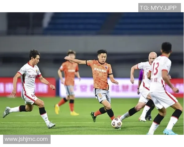 赛后分析:上海足球队与杭州足球队的技术对决及战术解析 赛后分析:上海足球队与杭州足球队的技术对决及战术解析